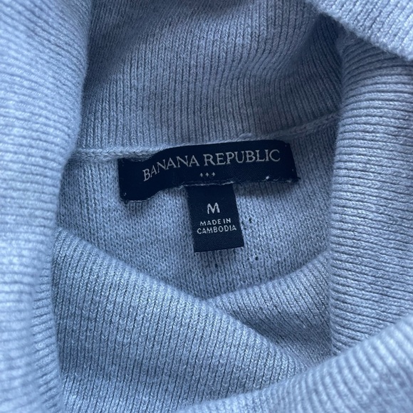 Banana Republic Outlet Turtleneck Sweater Hi-Lo Side Slits Size Medium - Picture 11 of 11